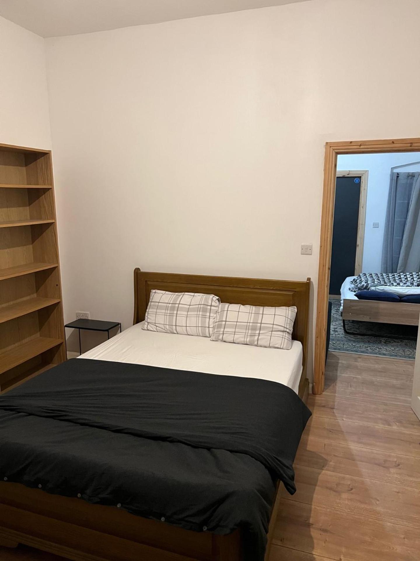 New Flat, Own Bathroom, Sitting Room & Large Bedroom - Walsall Bescot Kültér fotó